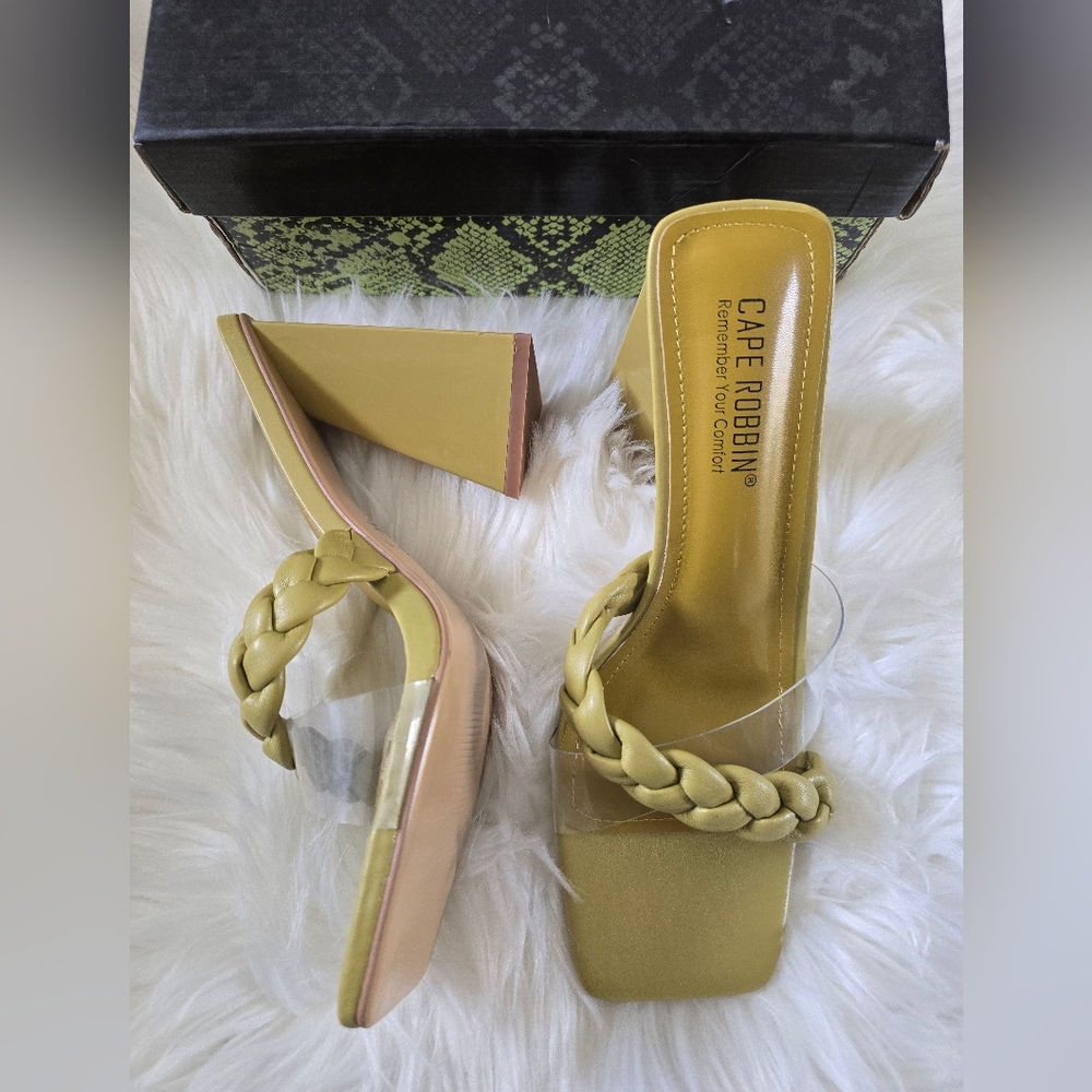 Cape Robbin Green Heels with Braided Detail